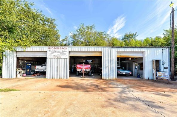 410 W Madison St, Waxahachie, TX 75165